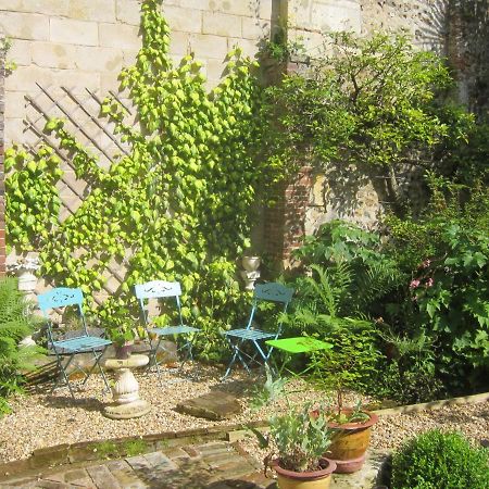 Bed and Breakfast Le Murmure De La Falaise Beaumont-le-Roger Exterior foto
