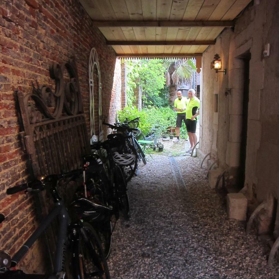 Bed and Breakfast Le Murmure De La Falaise Beaumont-le-Roger Exterior foto