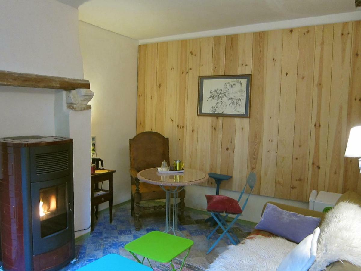 Bed and Breakfast Le Murmure De La Falaise Beaumont-le-Roger Exterior foto